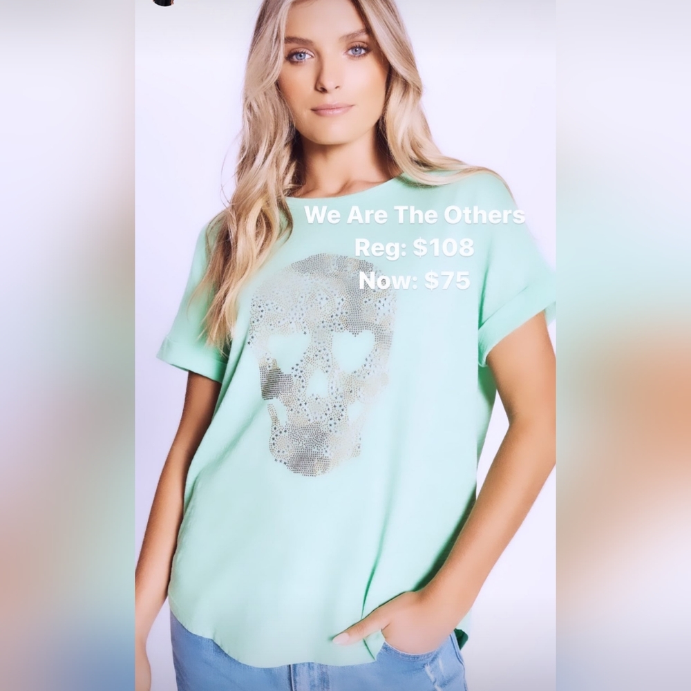 We Are The Others Sparkle Skull Tee